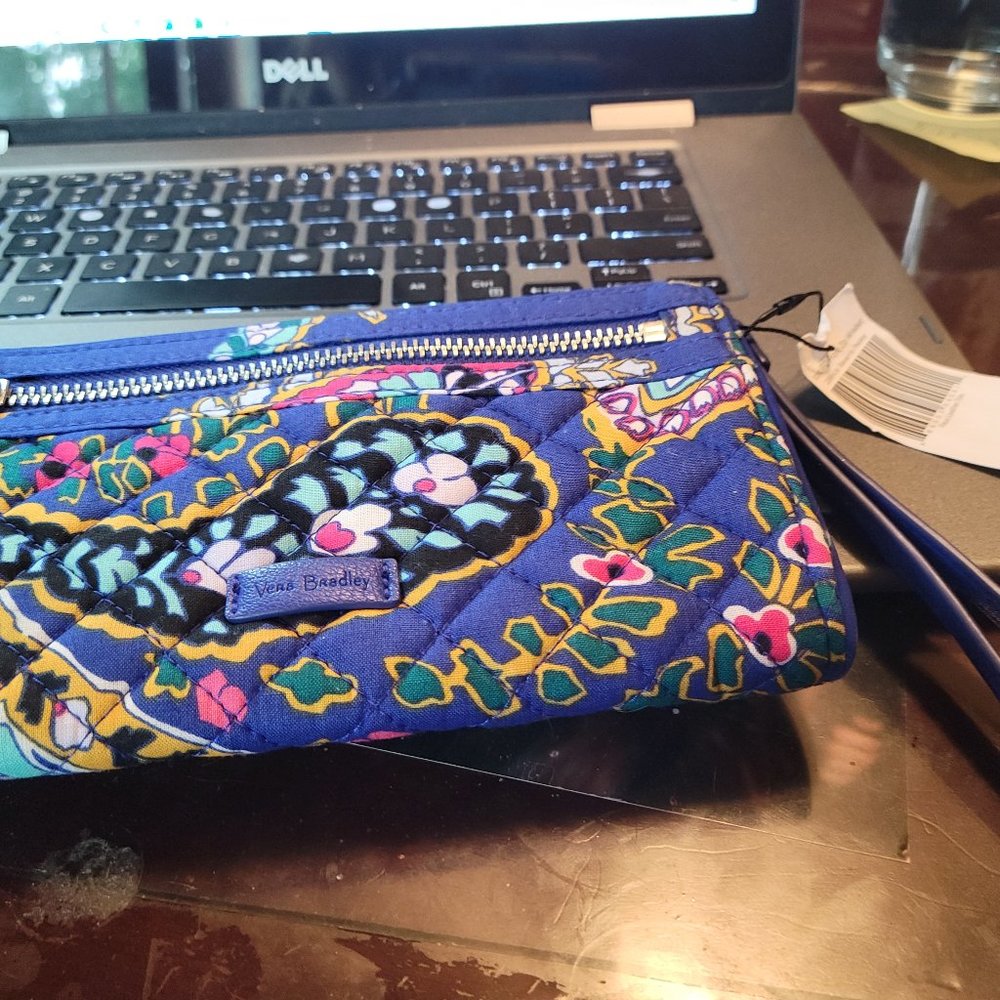 VERA BRADLEY WALLET